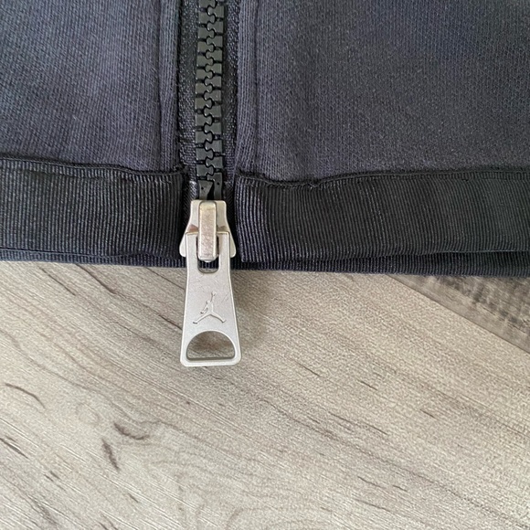 Jordan Essentials Knit Hooded Warmup Black Hoodie Zipper Sweater Men XS - Picture 4 of 8